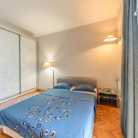 Apartment Near Olympic Stadium Kiev Esterno foto