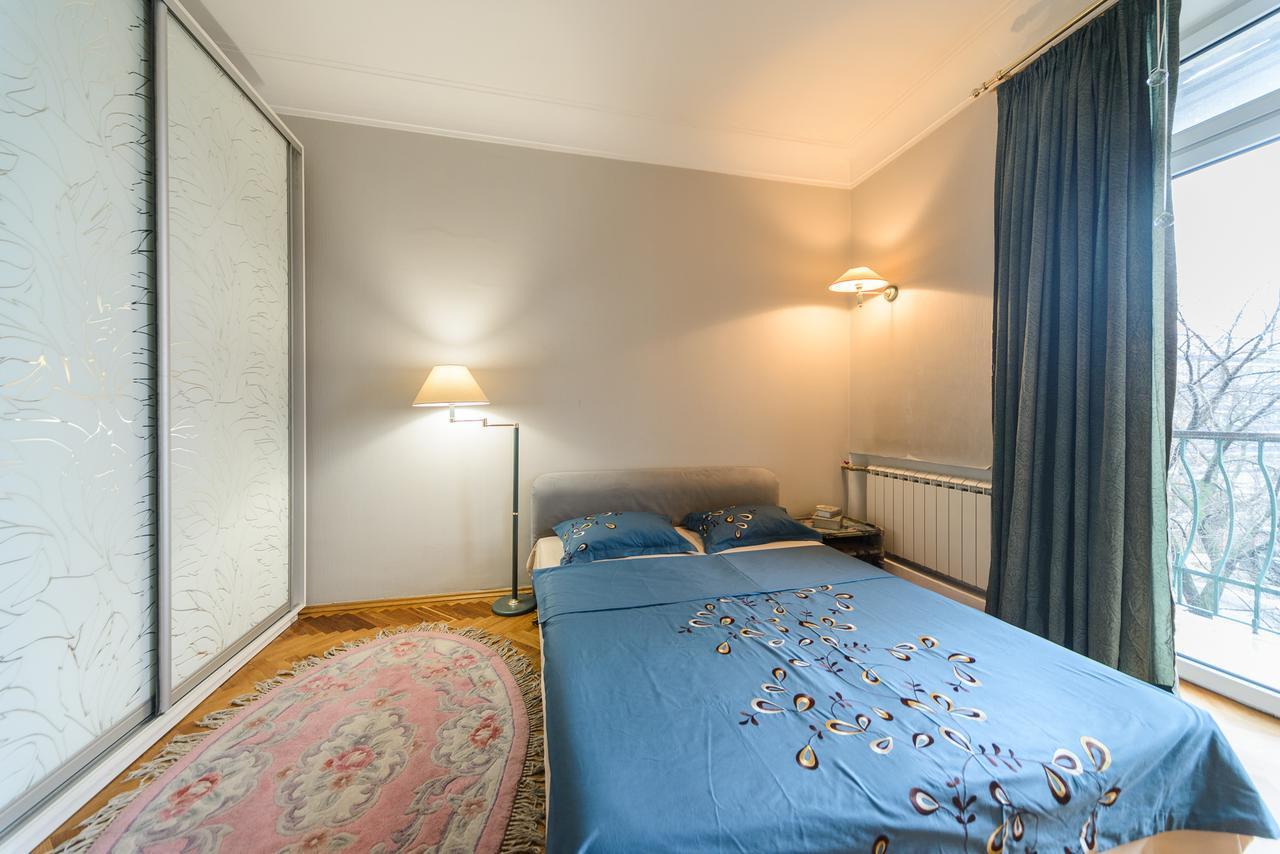 Apartment Near Olympic Stadium Kiev Esterno foto